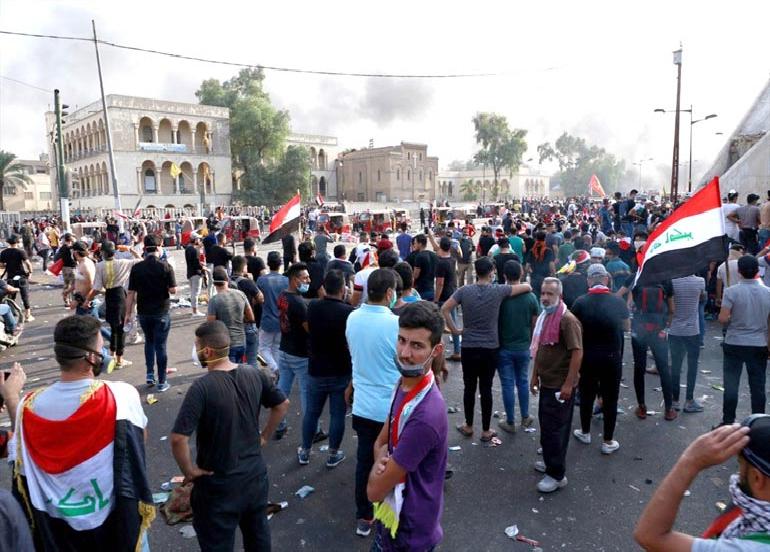 يوميات ساحة التحرير.. مهلة الناصرية  توحد الاحتجاجات الشعبية فـي العراق