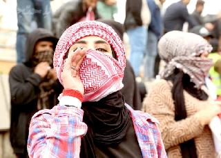 موقع إخباري : نساء عراقيات يبحثن عن حقوق ويتطلعن ليكن طرفاً في تحقيق تغيير