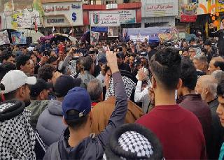 هتافات ساحة الحبوبي ترفض المتظاهرين ترشيح علي شكري لمنصب رئيس الوزراء